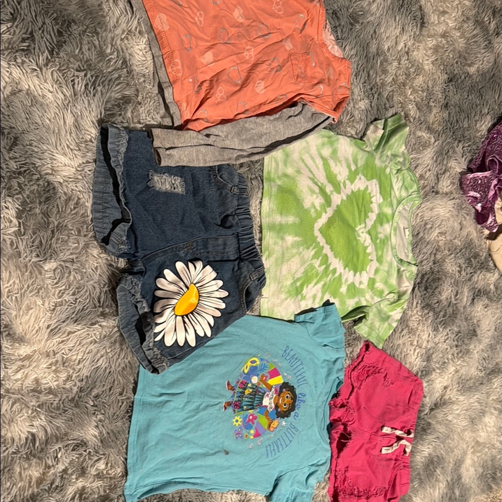 3 Girl’s size 8 t shirts With 2 Girl’s size 8 shorts